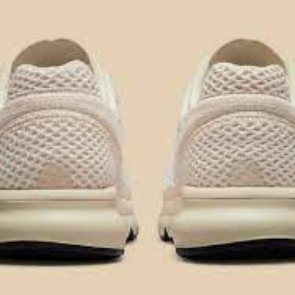 Nike Air Max 2013 Stussy Fossil - all men's sizes - Picture 10 of 12